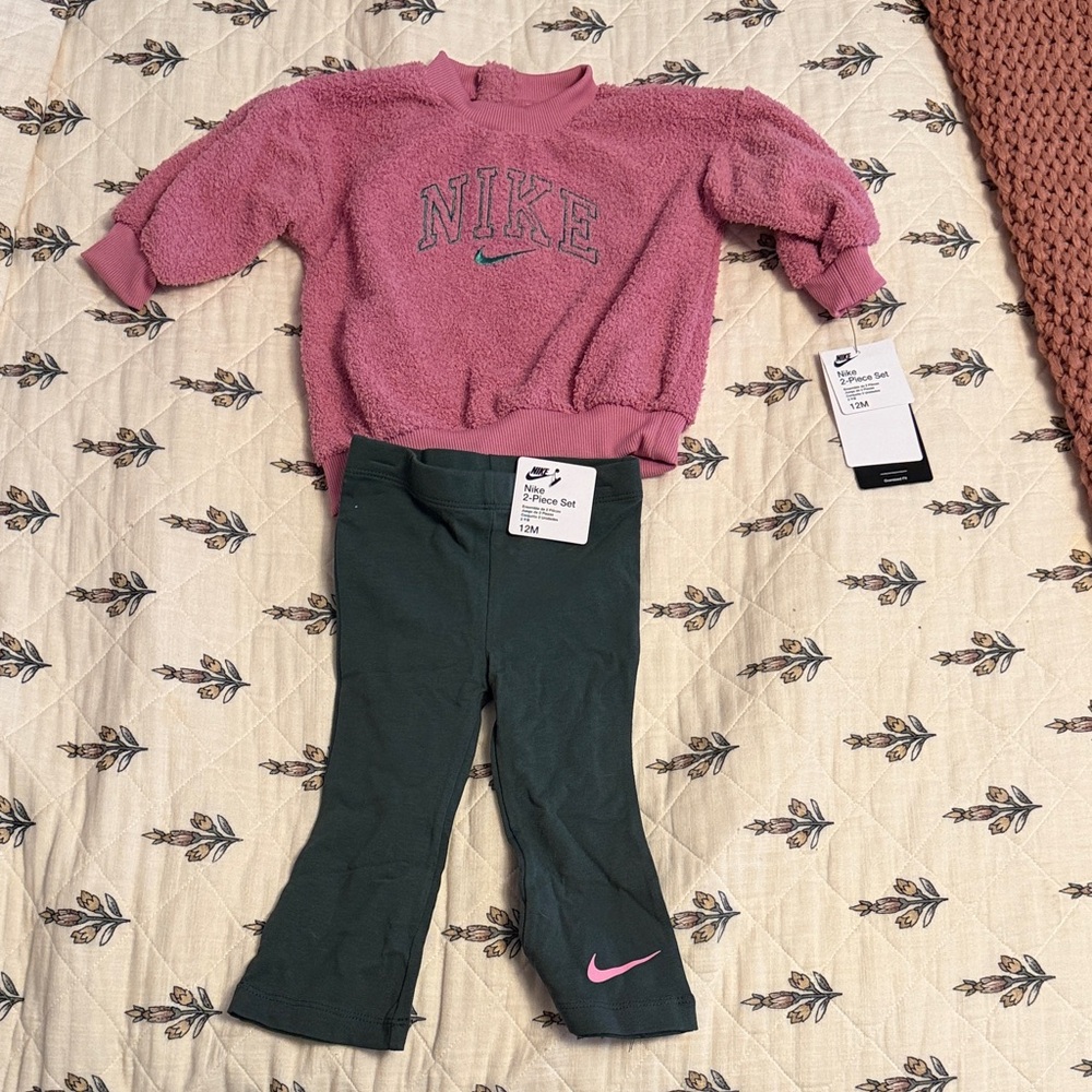Nike Kids Pink Sweatshirt and Green Leggings Set